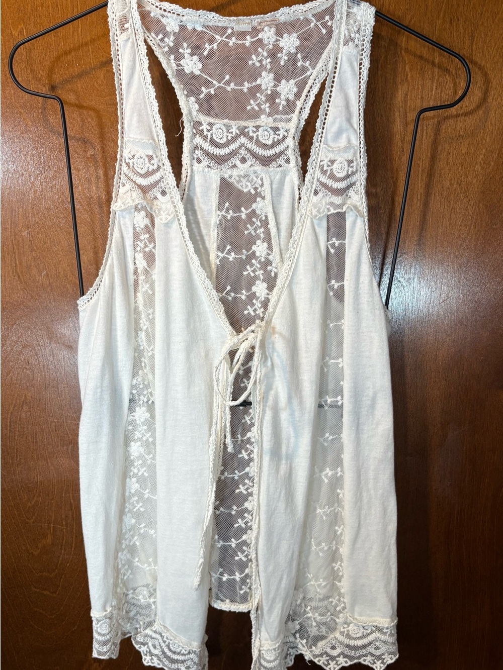 Bohemian Lace-Back Open Vest - White